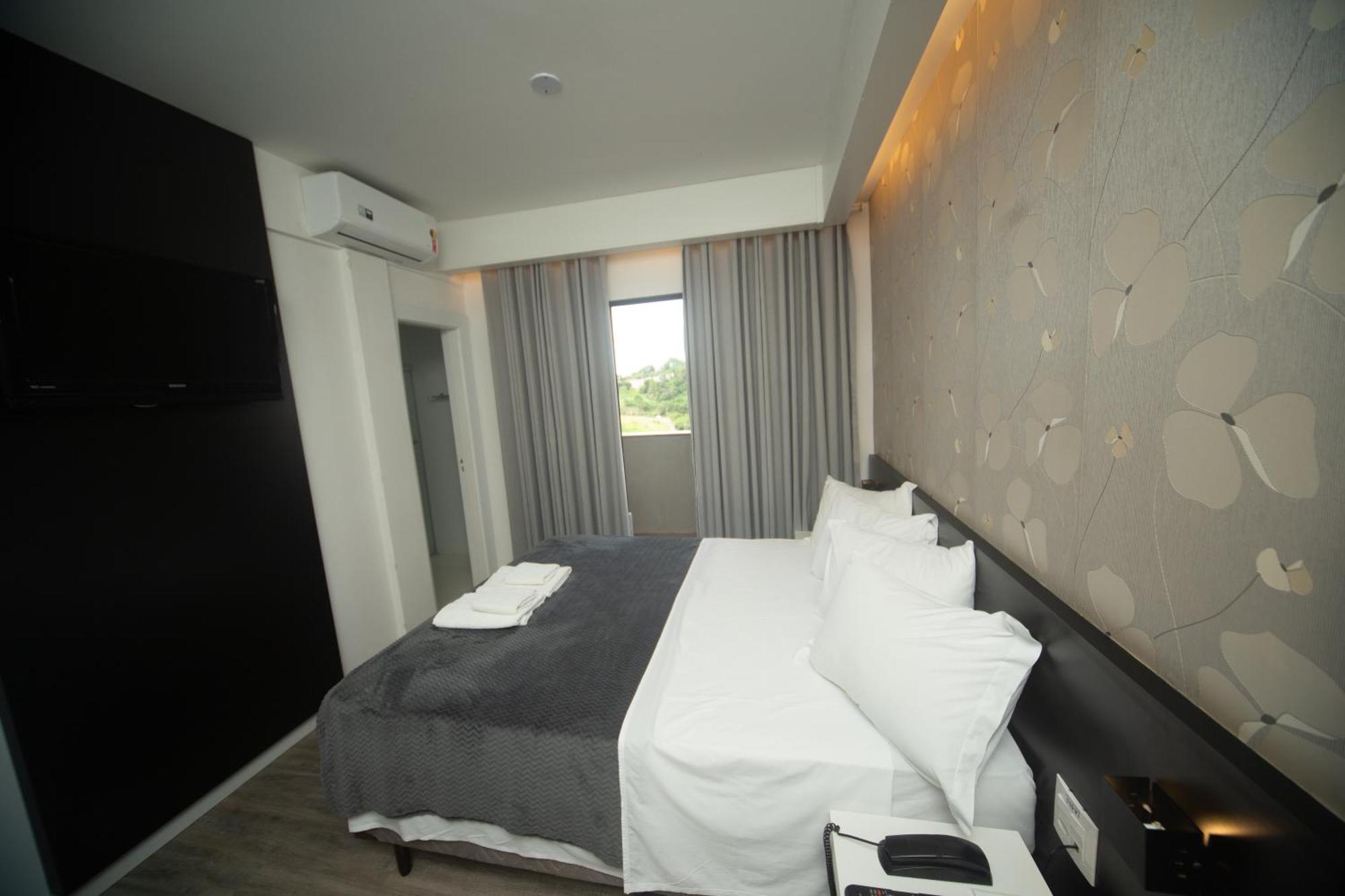 Hotel Cidade Araxá Екстериор снимка